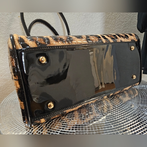 Leopard Patent Bag - Picture 14 of 15